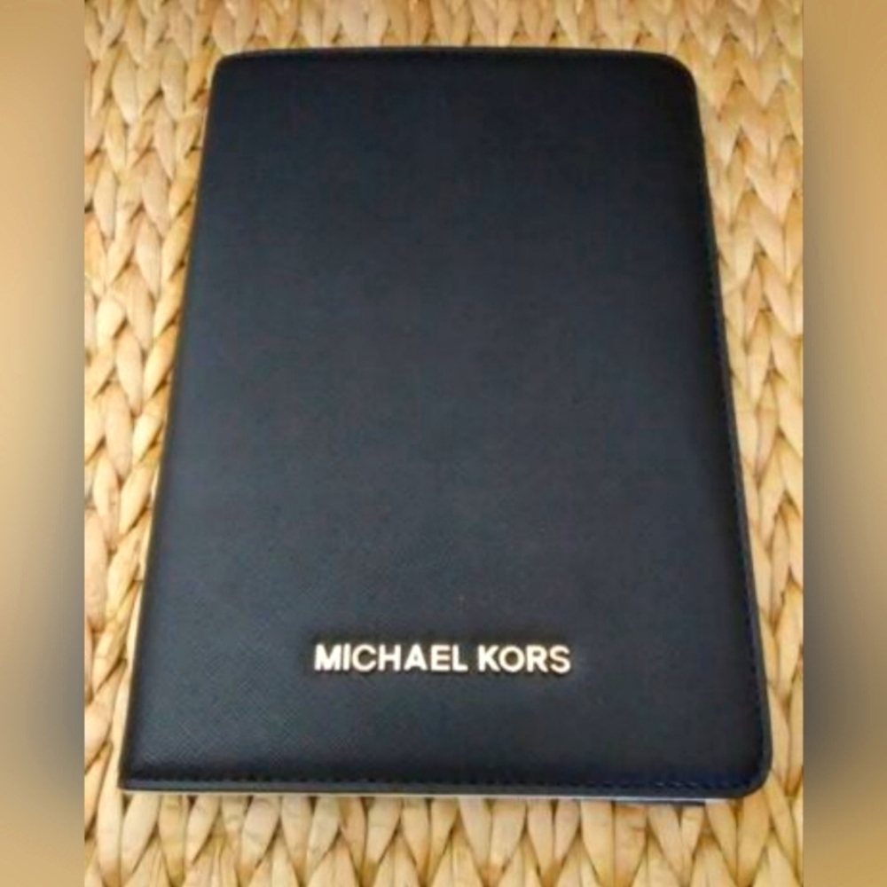 NWOT | Michael Kors | Leather Tablet Case | Black w/ Cream Interior & Gold Logo